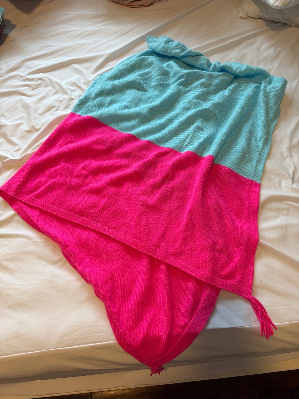Women’s Two-Tone Pink and Aqua Knit Sweater